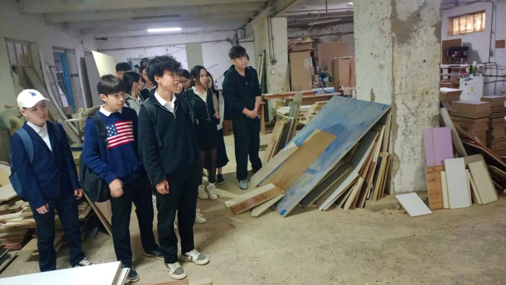 Ж.Нұрсейітов атындағы №233 орта мектебінің 9-сынып оқушылары “Сыр жиһазы” фабрикасына&hellip;